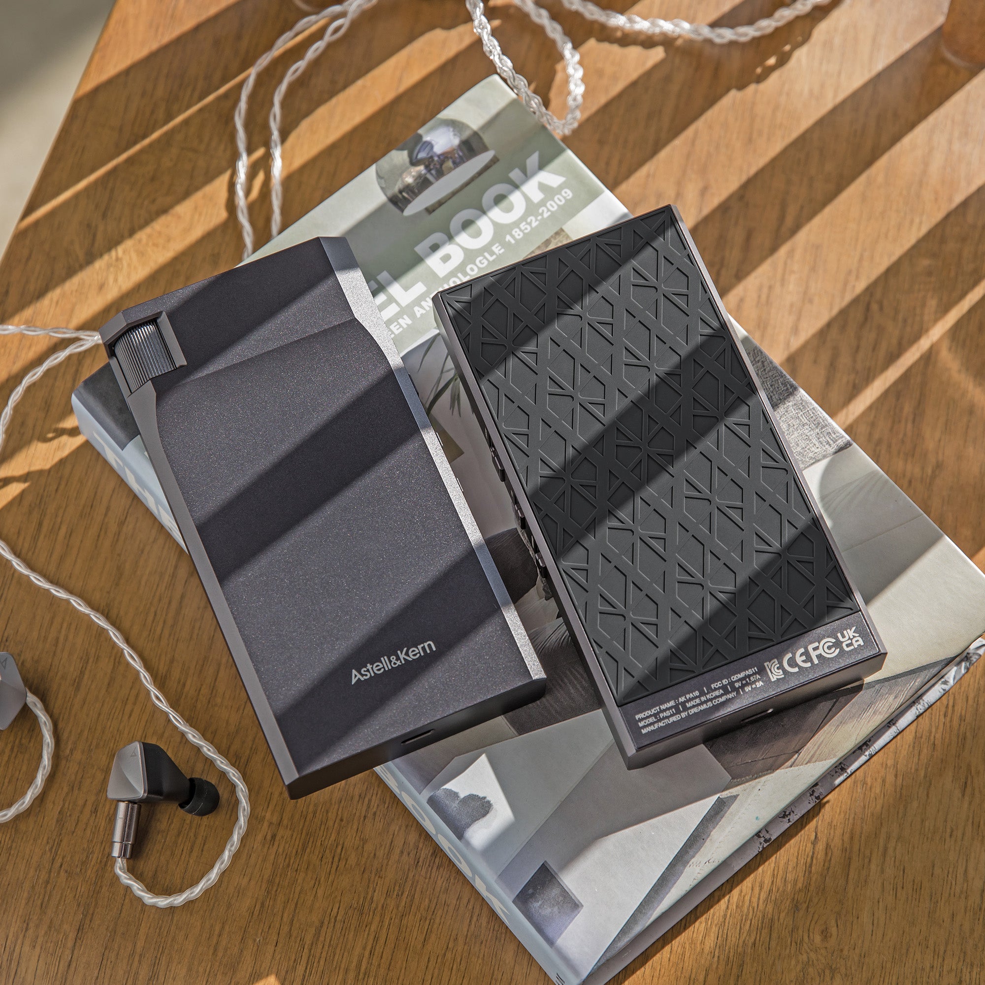 Astell&Kern PA10 Portable Headphone Amplifier - Image 10
