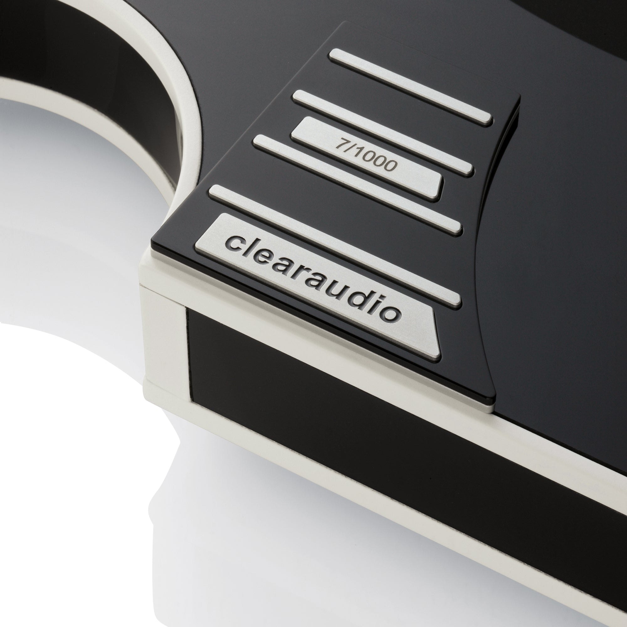 Clearaudio Celebrity "Al Di Meola" Edition Turntable - Image 3