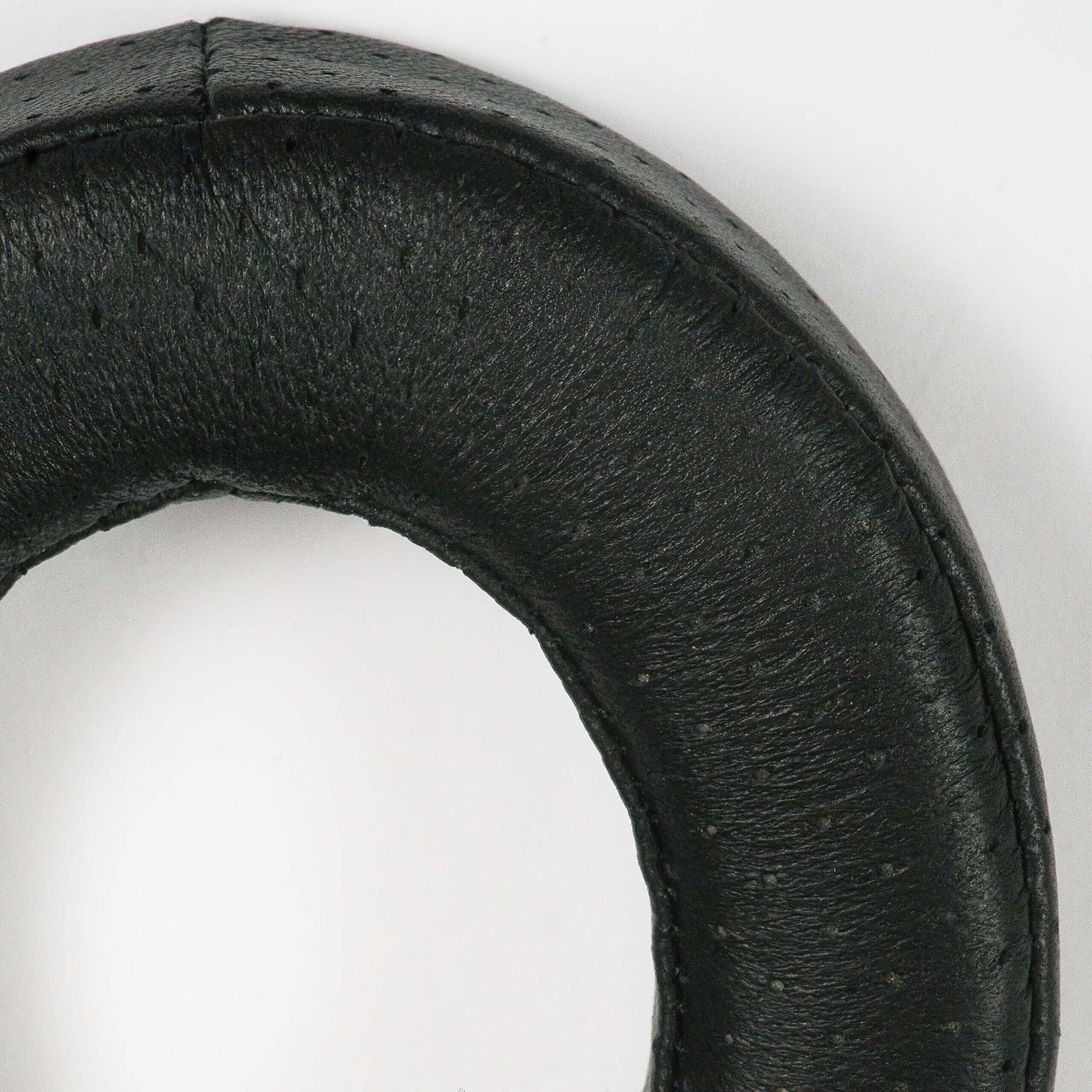 Dekoni Audio Elite Fenestrated Sheepskin Earpads for Meze 109 - Image 6