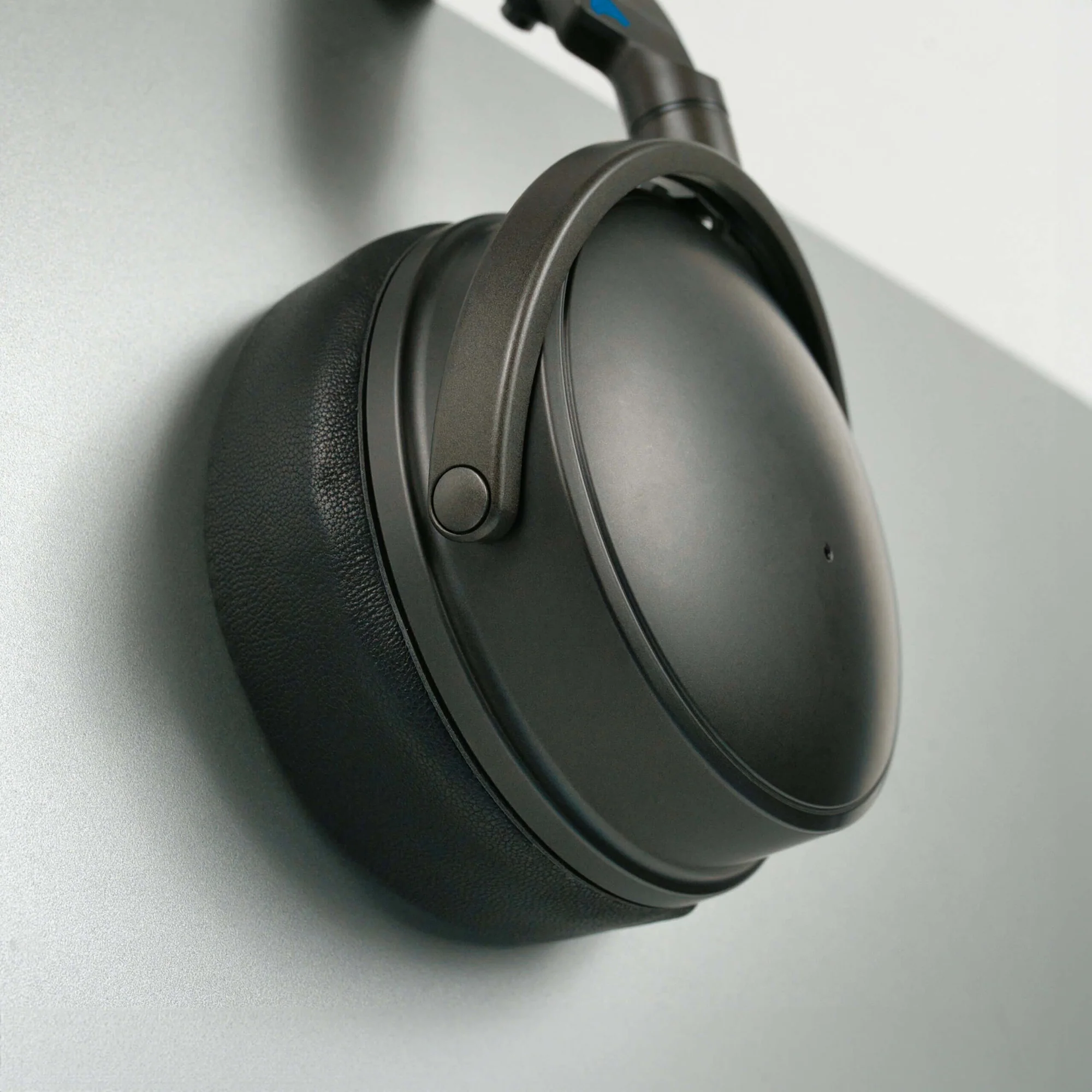 Dekoni Audio Elite Sheepskin Earpads for Audeze Maxwell - Image 7
