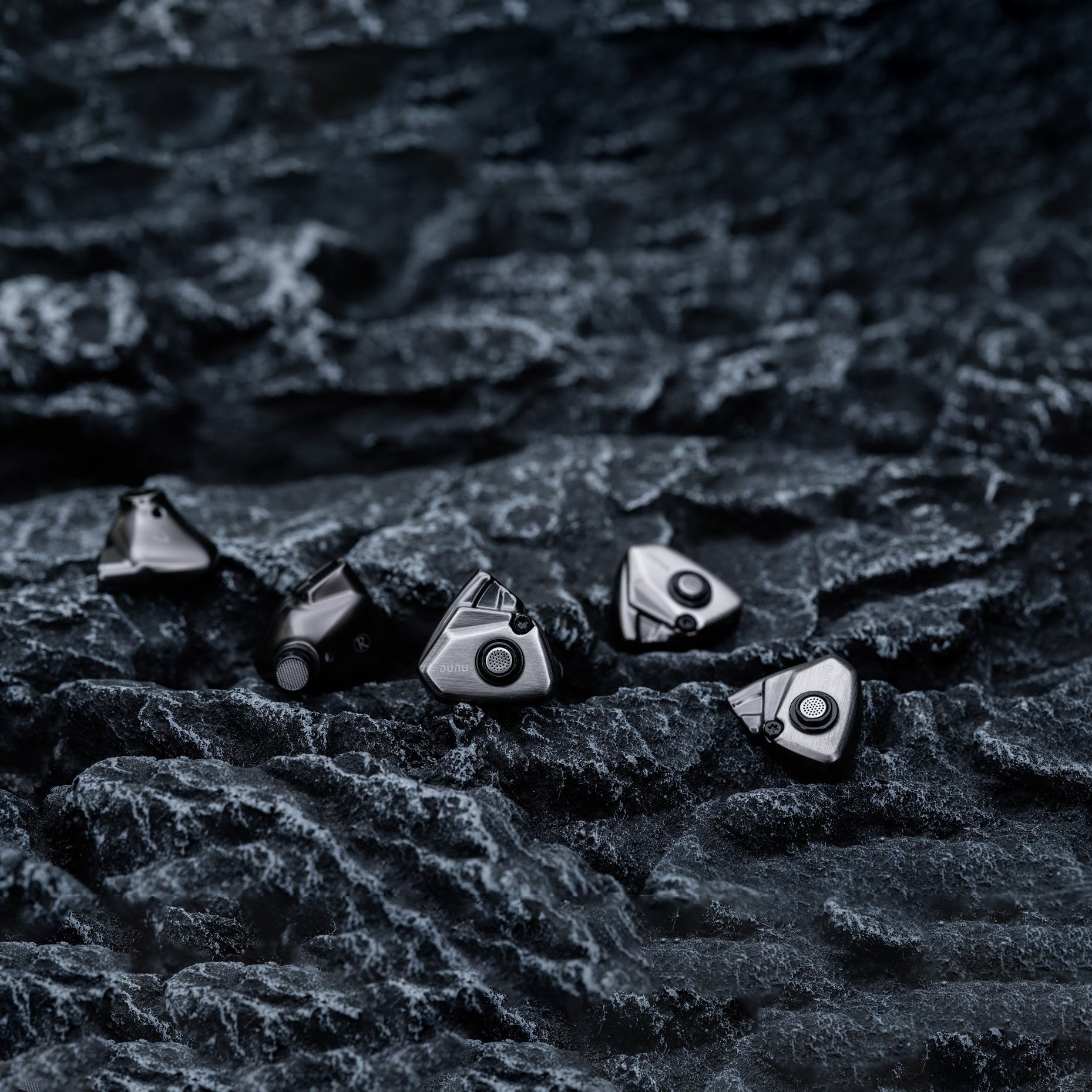 DUNU TITAN S Dynamic In-Ear Earphones - Image 9