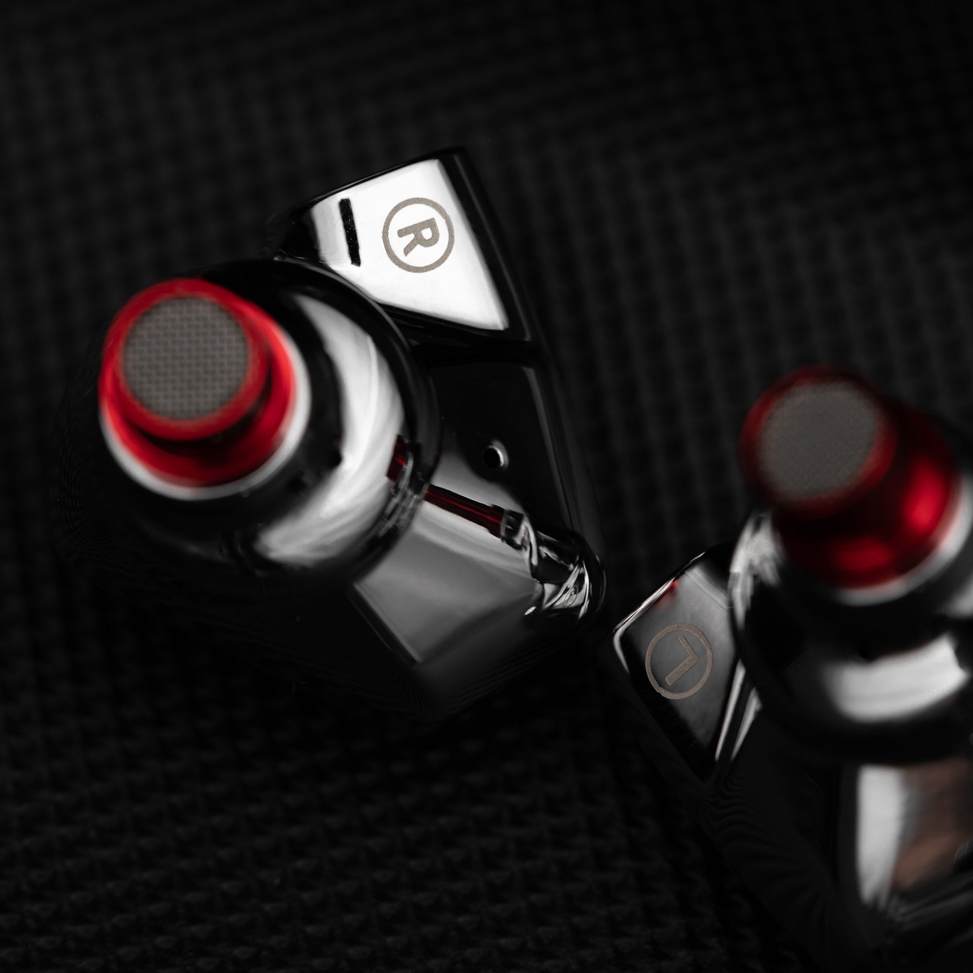 DUNU Titan S2 In-Ear Earphones - Image 8