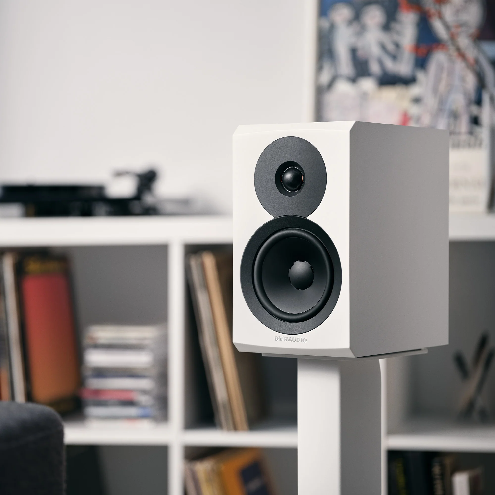 Dynaudio Emit 10 Bookshelf Speakers (Pair) - Image 32