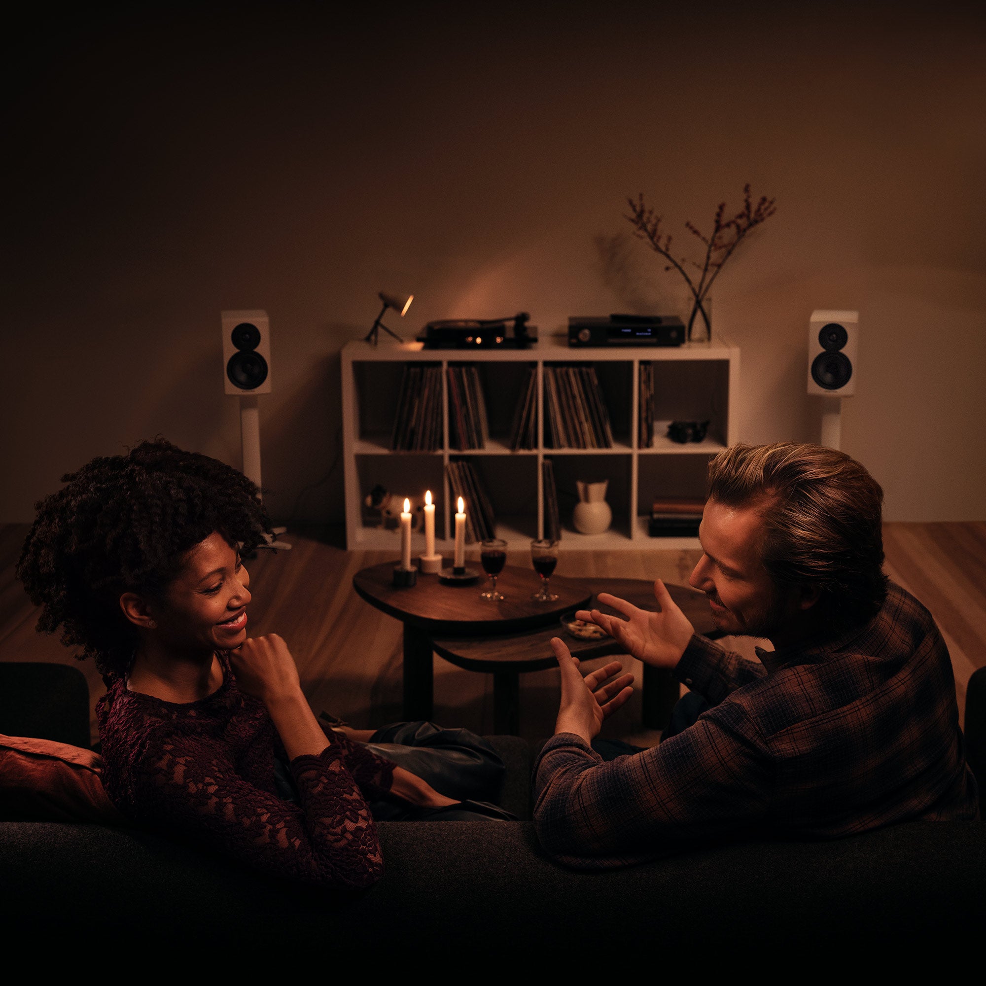 Dynaudio Emit 10 Bookshelf Speakers (Pair) - Image 38