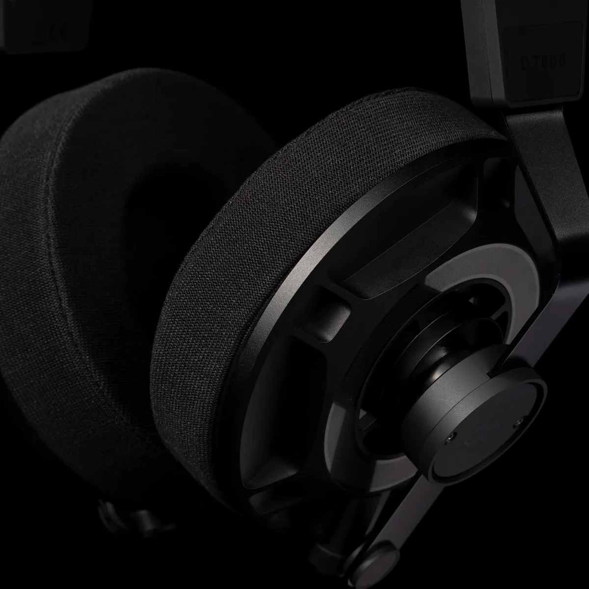 Final Audio D7000 Open Back Planar Headphones - Image 5