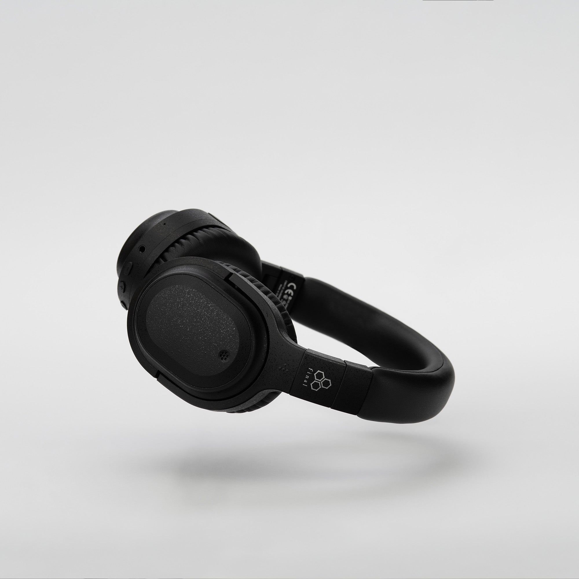 Final UX3000 SV Wireless Noise Cancelling Headphones - Image 6