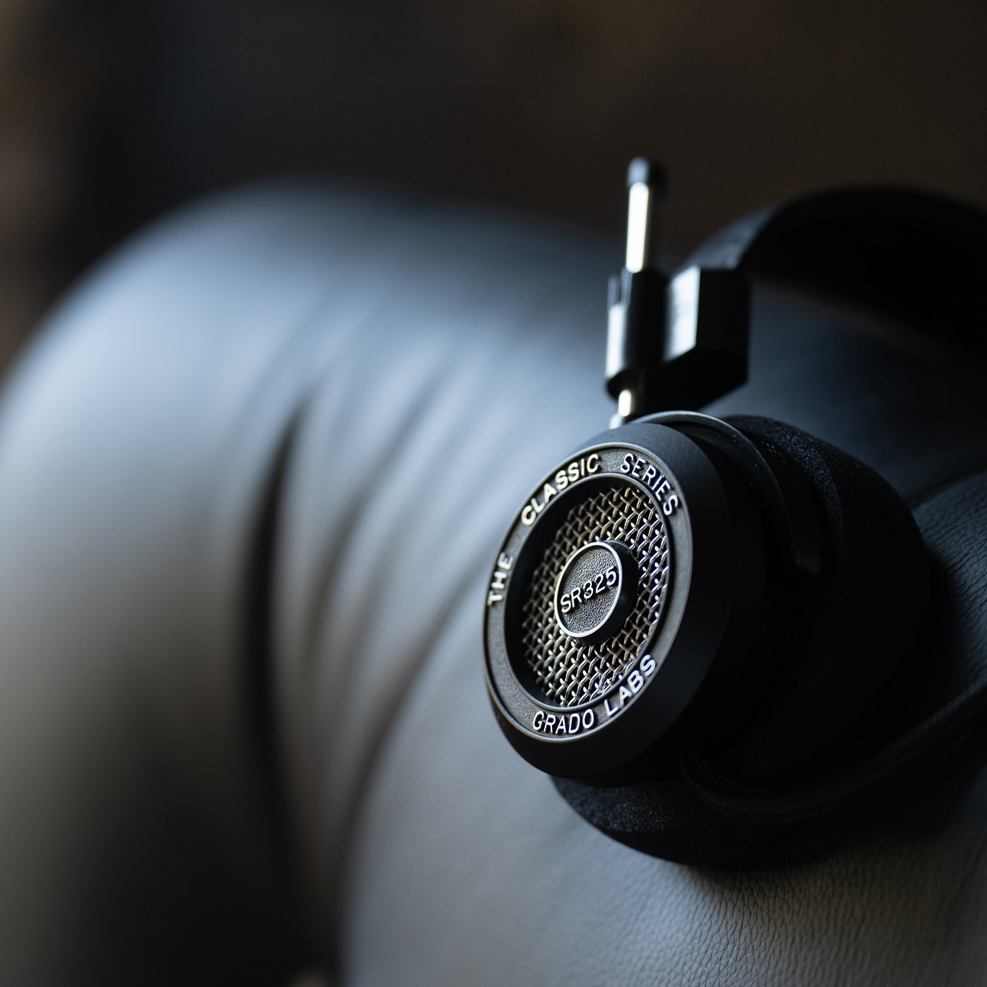 Grado SR325 Classic Series Headphones - Image 8