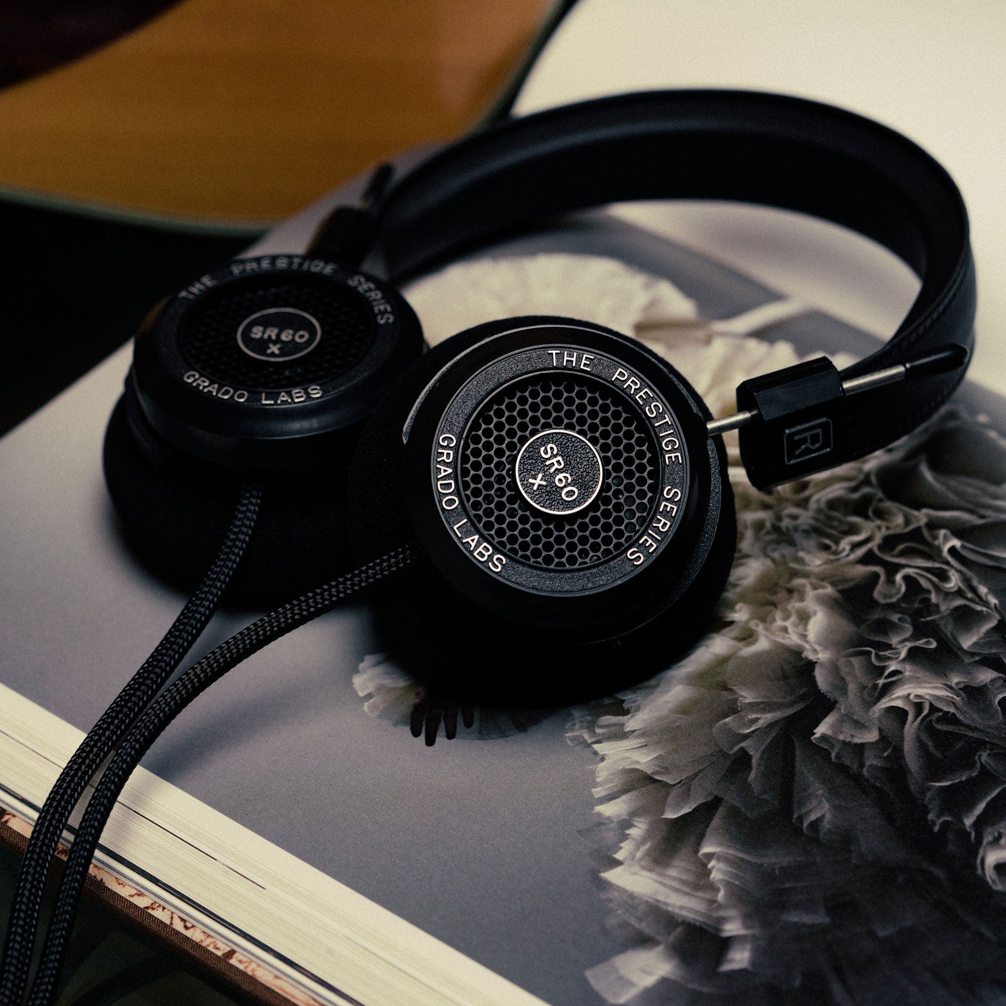Grado SR60x Prestige Series Headphones - Image 9
