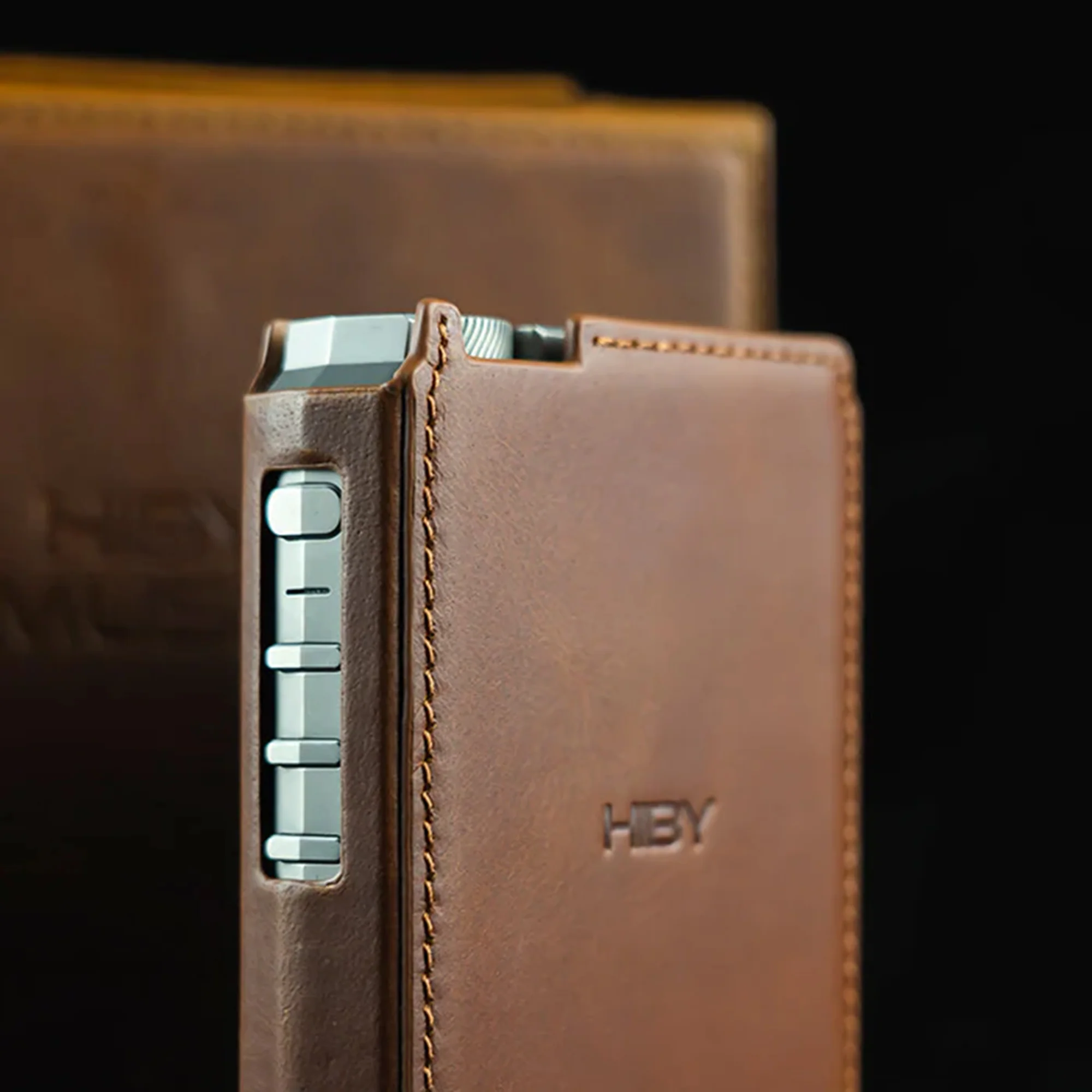 HiBy RS8 Leather Case - Image 5