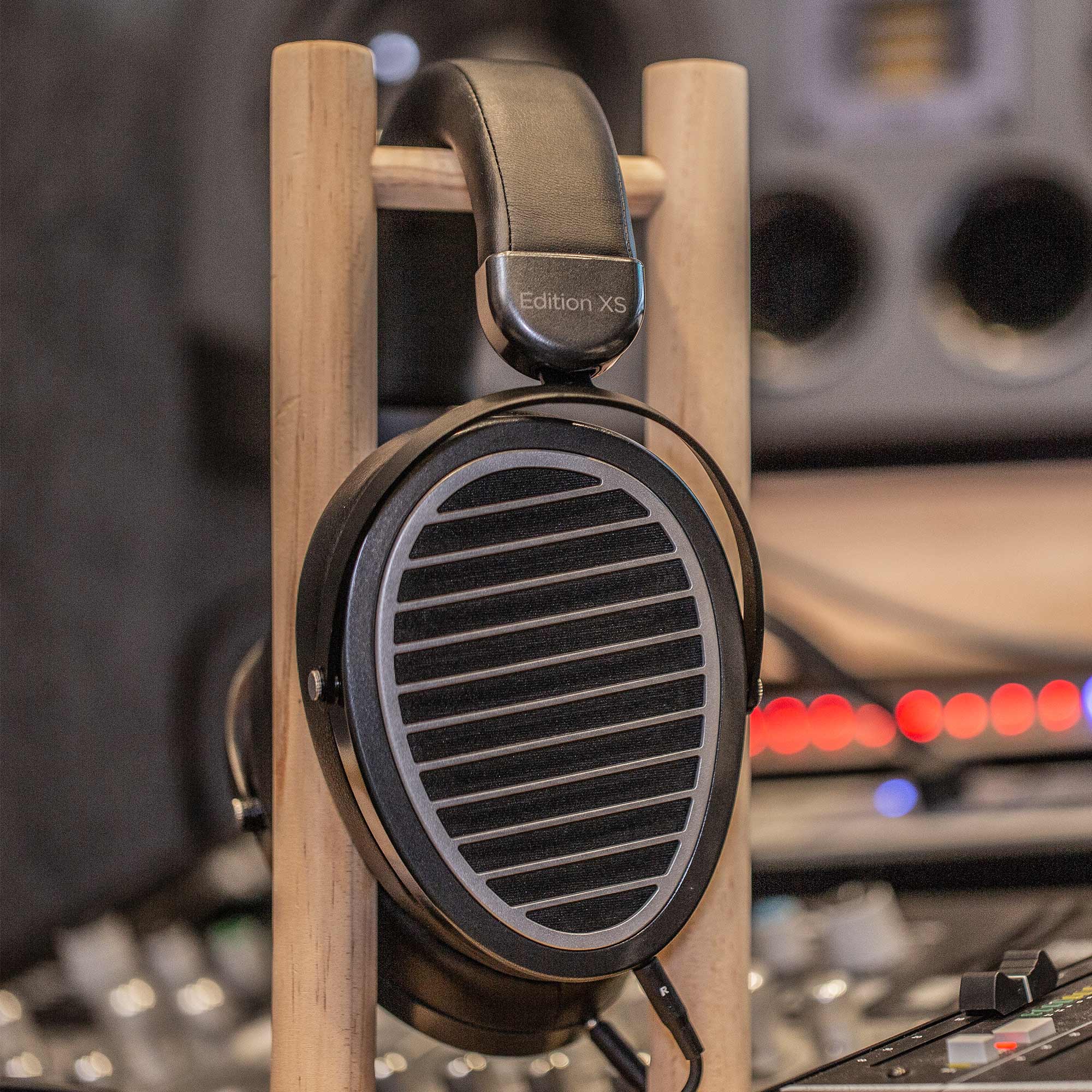 HIFIMAN Edition XS Planar Magnetic Headphones - Image 10
