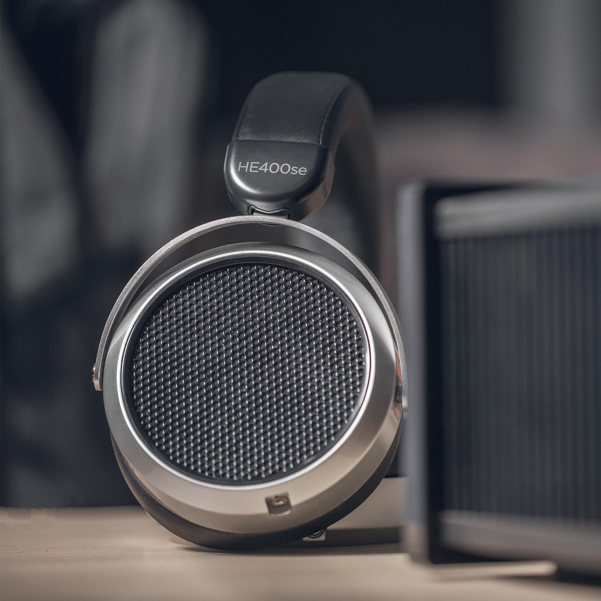 HIFIMAN HE-400SE V2 Planar Magnetic Headphones - Image 10