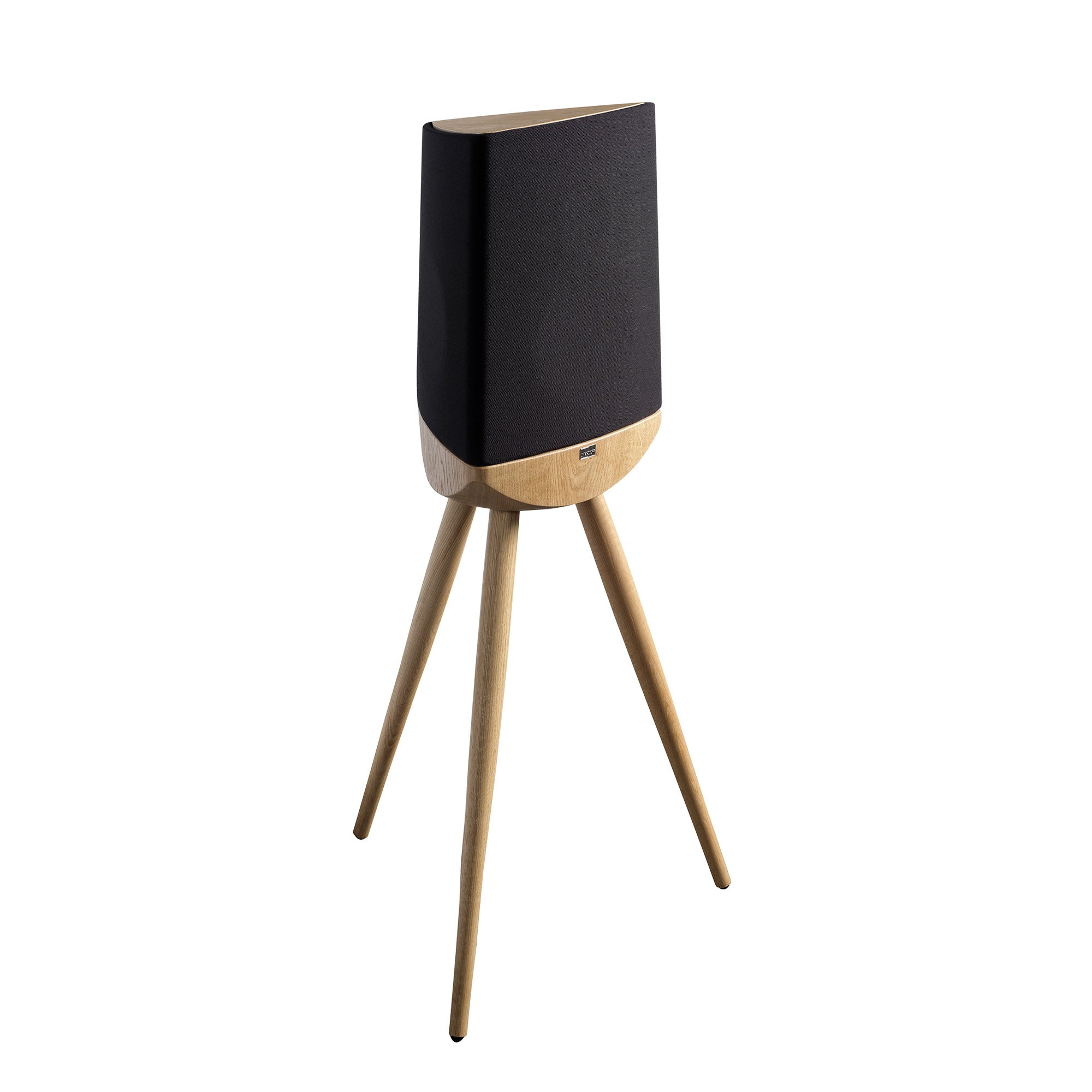 Lyngdorf Cue-100 High-End Standmount Speakers (Pair) - Image 18