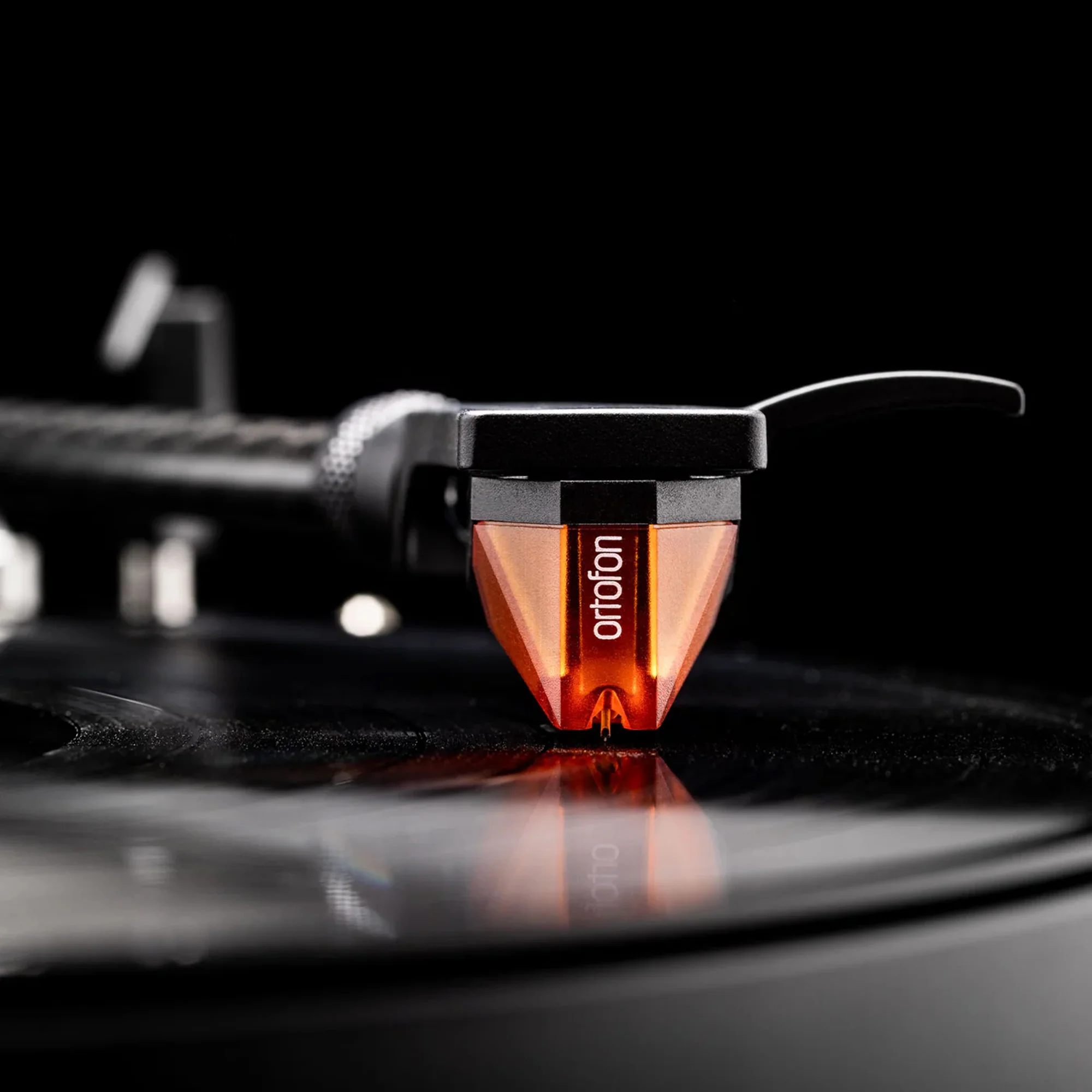 Argon TT-4 Turntable Special Edition: Black - Image 12