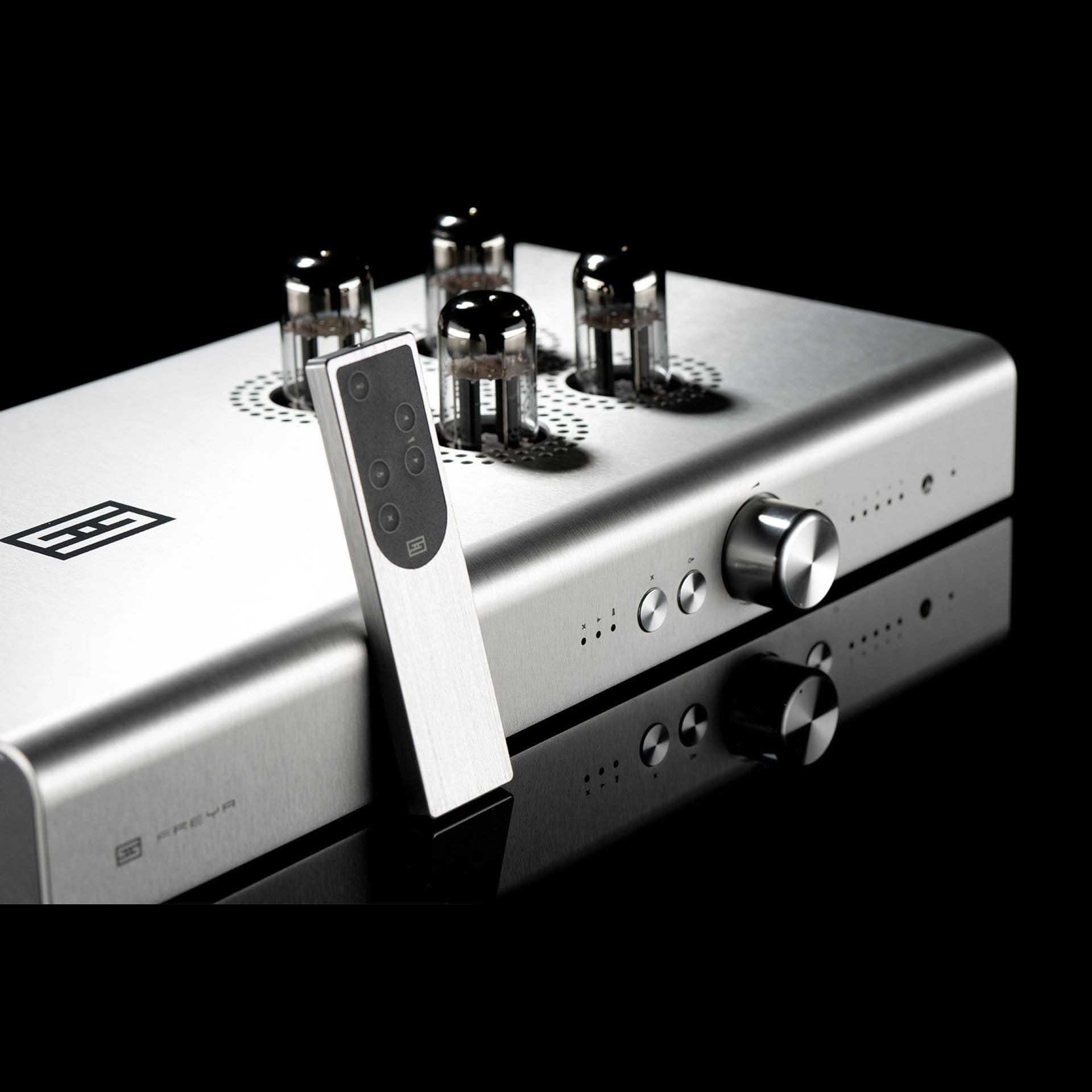 Schiit Audio Freya+ Balanced Stereo Pre-Amplifier - Image 6