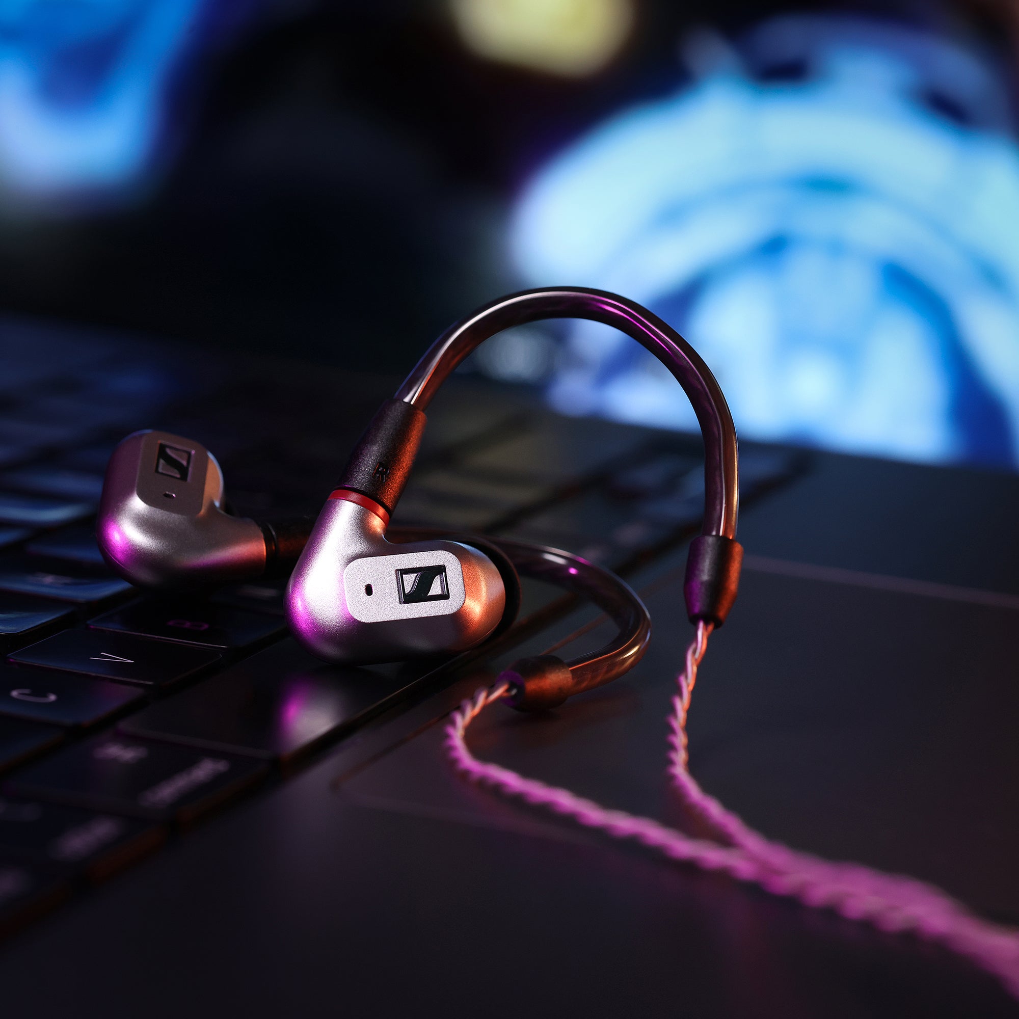 Sennheiser IE 200 Silver Edition In Ear Monitors - Image 11